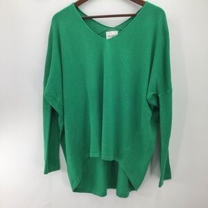 ANDREE BY UNIT Vibrant Green V-Neck Sweater